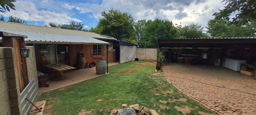 15 Bedroom Property for Sale in Kellys View Free State